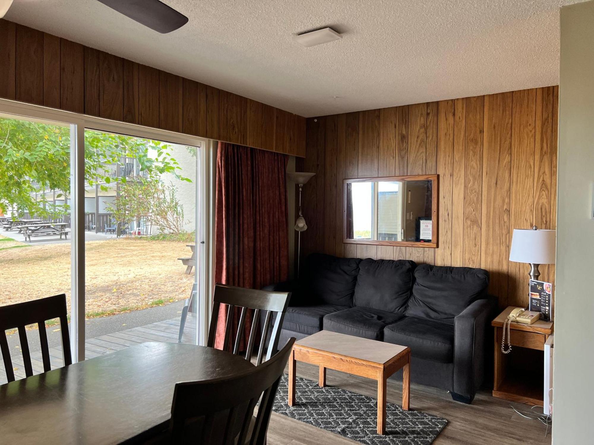 Sea Edge Motel Parksville Cameră foto